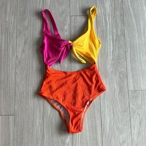 Small cupshe colorful bathing suit